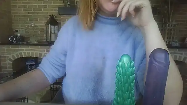 Snapshot of LiquidLeonie chatting on 03.15.26 LiquidLeonie online show from 03.15.26