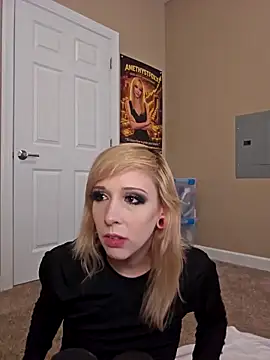 AmethystFoxx online show from 04.11.26