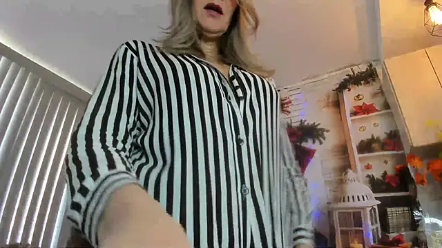 ashleymilf 1 online show from 12.16.25