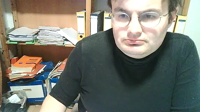 makau1 online show from 12.03.24