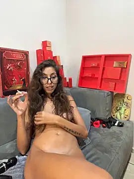 Snapshot of amanilouve chatting on 03.11.25 amanilouve online show from 03.11.25