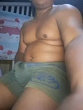 Snapshot of Efrain2090 chatting on 03.01.25 Efrain2090 online show from 03.01.25