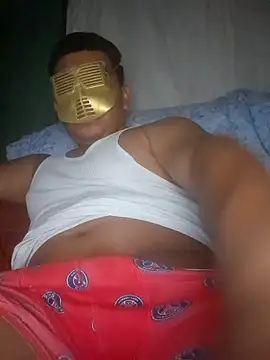 Snapshot of Efrain2090 chatting on 09.23.25 Efrain2090 online show from 09.23.25