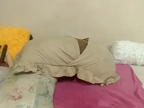 MatureBootyBabe4Uxx online show from 02.24.25