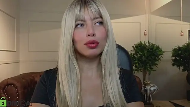 Snapshot of ROSE__15 chatting on 06.25.26 ROSE 15 online show from 06.25.26