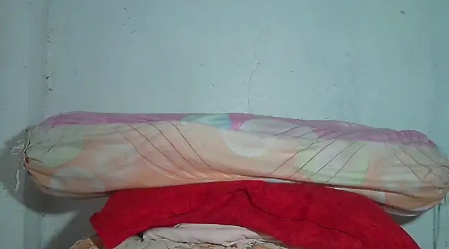 Snapshot of boobsiness chatting on 01.11.25 boobsiness online show from 01.11.25