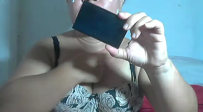 Snapshot of boobsiness chatting on 01.19.25 boobsiness online show from 01.19.25