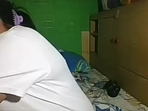 Snapshot of pinay_wild_mature chatting on 02.04.25 pinay wild mature online show from 02.04.25