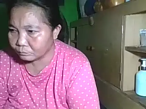 Snapshot of pinay_wild_mature chatting on 02.05.25 pinay wild mature online show from 02.05.25