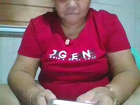 Snapshot of pinay_wild_mature chatting on 09.24.25 pinay wild mature online show from 09.24.25