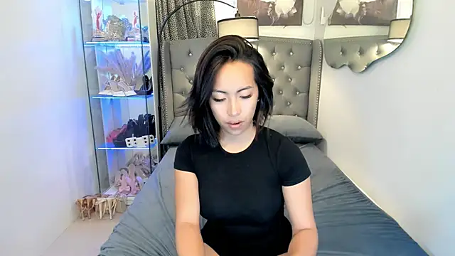 reighnempress online show from 01.12.26