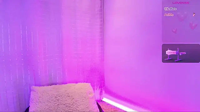 Snapshot of Samii_Evans chatting on 12.11.24 Samii Evans online show from 12.11.24