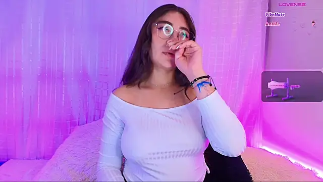 Snapshot of Samii_Evans chatting on 01.14.25 Samii Evans online show from 01.14.25