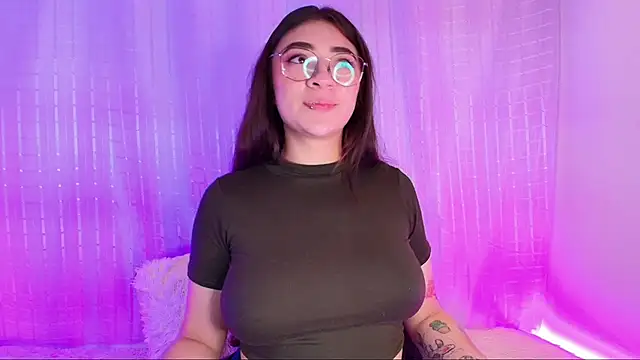 Snapshot of Samii_Evans chatting on 02.12.25 Samii Evans online show from 02.12.25