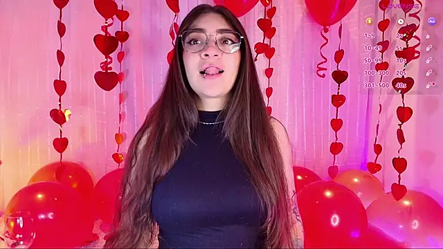 Snapshot of Samii_Evans chatting on 02.14.25 Samii Evans online show from 02.14.25