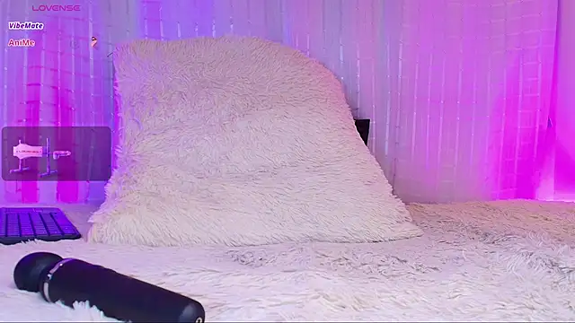 Snapshot of Samii_Evans chatting on 03.06.25 Samii Evans online show from 03.06.25