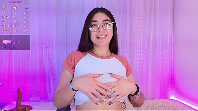 Snapshot of Samii_Evans chatting on 03.20.25 Samii Evans online show from 03.20.25