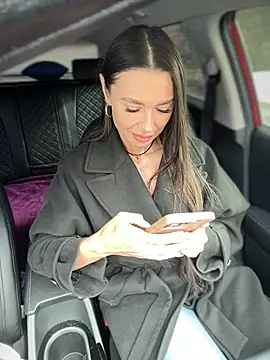 Emma Catt online show from 03.28.26