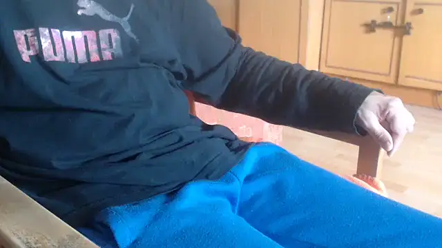 Snapshot of VASKOS178 chatting on 04.13.26 VASKOS178 online show from 04.13.26