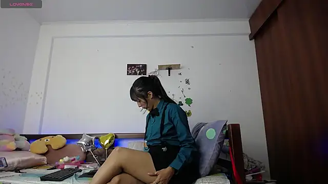 Moon lunita online show from 03.17.25