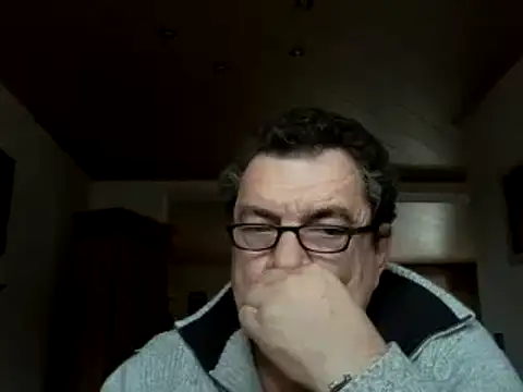 Nobbie444 online show from 11.26.25