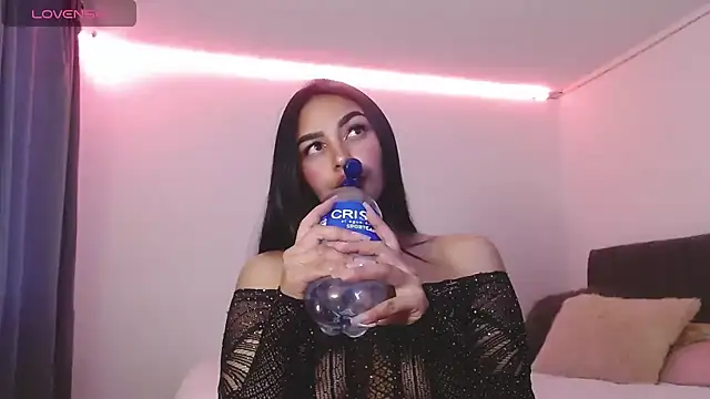 Melaniie01 online show from 04.14.26