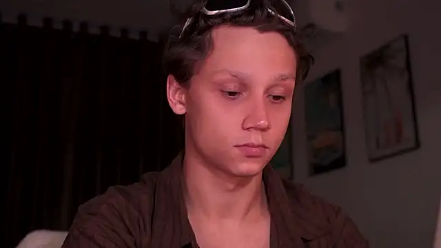 Snapshot of Nicky_neal chatting on 03.28.26 Nicky neal online show from 03.28.26