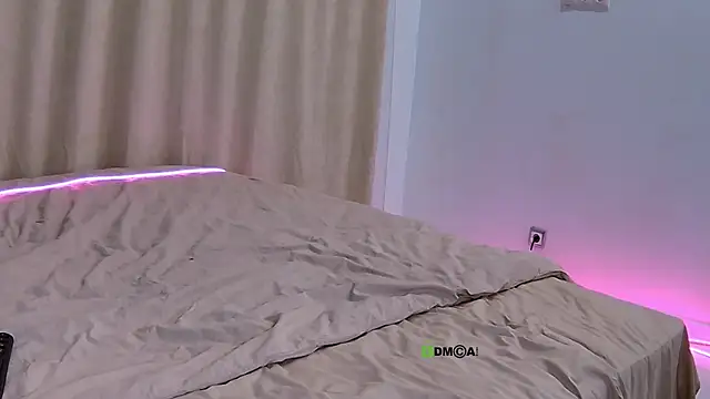 Snapshot of Akerya_ chatting on 01.22.25 Akerya  online show from 01.22.25