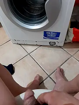 Snapshot of 74bob chatting on 01.27.25 74bob online show from 01.27.25