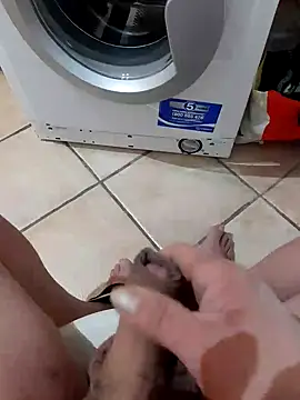 Snapshot of 74bob chatting on 01.29.25 74bob online show from 01.29.25