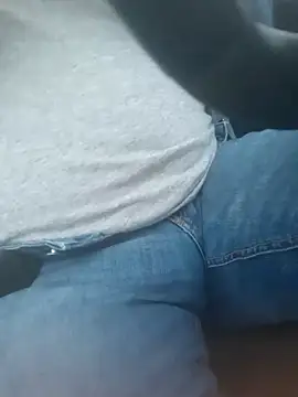 Snapshot of 74bob chatting on 02.11.25 74bob online show from 02.11.25