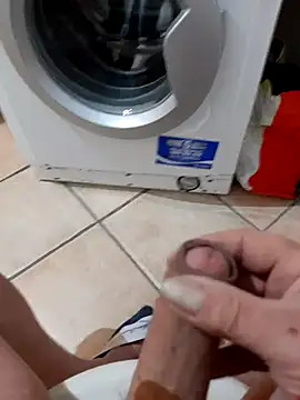 Snapshot of 74bob chatting on 03.13.25 74bob online show from 03.13.25