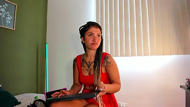 karlye 5 online show from 03.25.26