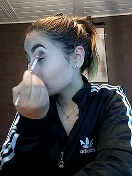 Snapshot of Emiily_W chatting on 01.11.25 Emiily W online show from 01.11.25