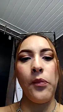 Snapshot of Emiily_W chatting on 03.10.25 Emiily W online show from 03.10.25