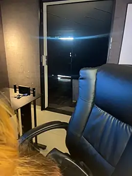 Emiily W online show from 02.10.26