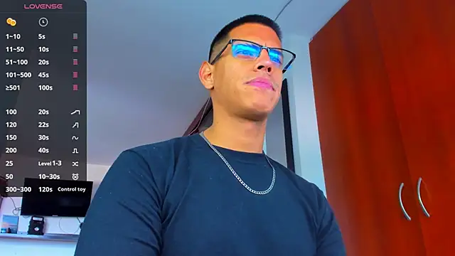 Snapshot of _John_Boy_ chatting on 11.02.25 John Boy online show from 11.02.25