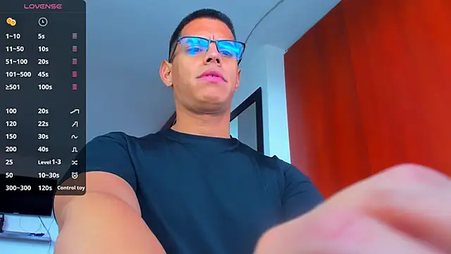 Snapshot of _John_Boy_ chatting on 11.03.25 John Boy online show from 11.03.25