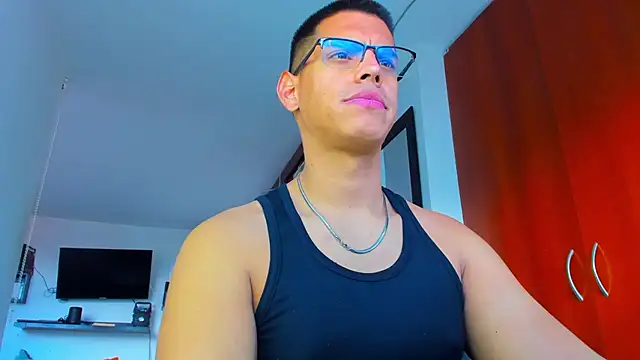 Snapshot of _John_Boy_ chatting on 12.03.25 John Boy online show from 12.03.25