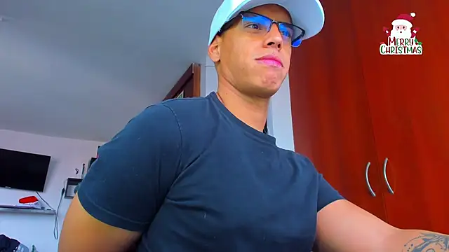 Snapshot of _John_Boy_ chatting on 12.15.25 John Boy online show from 12.15.25