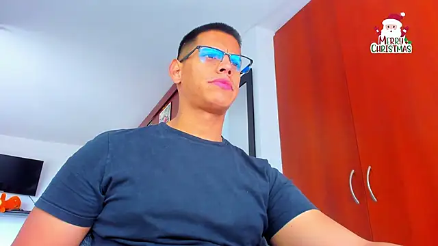 Snapshot of _John_Boy_ chatting on 12.22.25 John Boy online show from 12.22.25