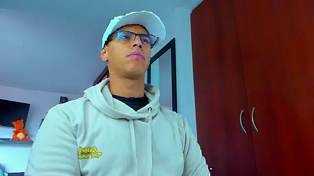 Snapshot of _John_Boy_ chatting on 01.08.26 John Boy online show from 01.08.26