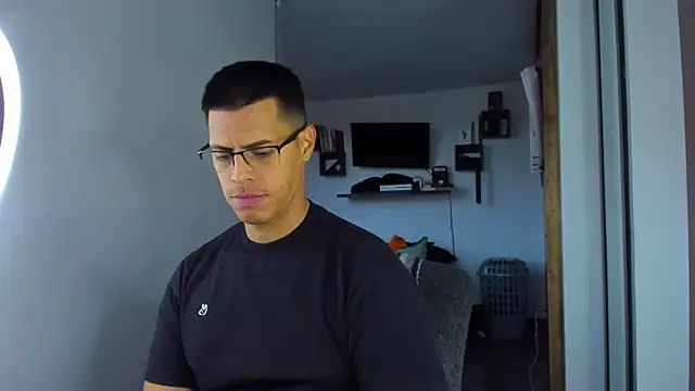 Snapshot of _John_Boy_ chatting on 04.09.26 John Boy online show from 04.09.26