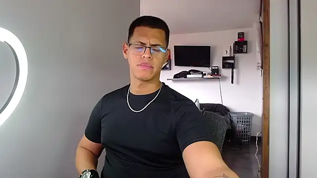 Snapshot of _John_Boy_ chatting on 04.11.26 John Boy online show from 04.11.26