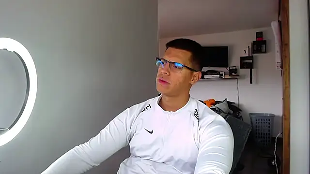 Snapshot of _John_Boy_ chatting on 04.15.26 John Boy online show from 04.15.26