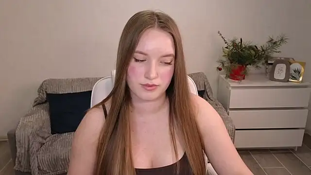 EvaMaddison online show from 12.21.25