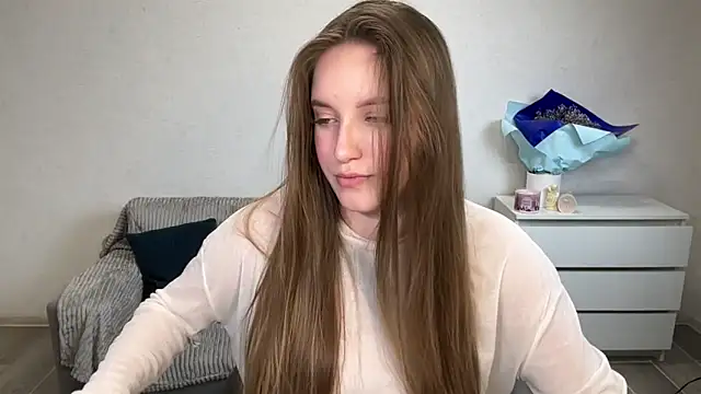 EvaMaddison online show from 02.10.26