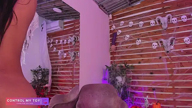  MeganRain online show from 10.29.25