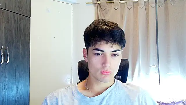 Snapshot of jimmy_class chatting on 12.02.25 jimmy class online show from 12.02.25