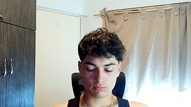 Snapshot of jimmy_class chatting on 12.13.25 jimmy class online show from 12.13.25